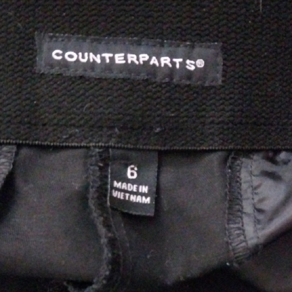 Counterparts Black Flat Front Casual Shorts - Picture 2 of 2